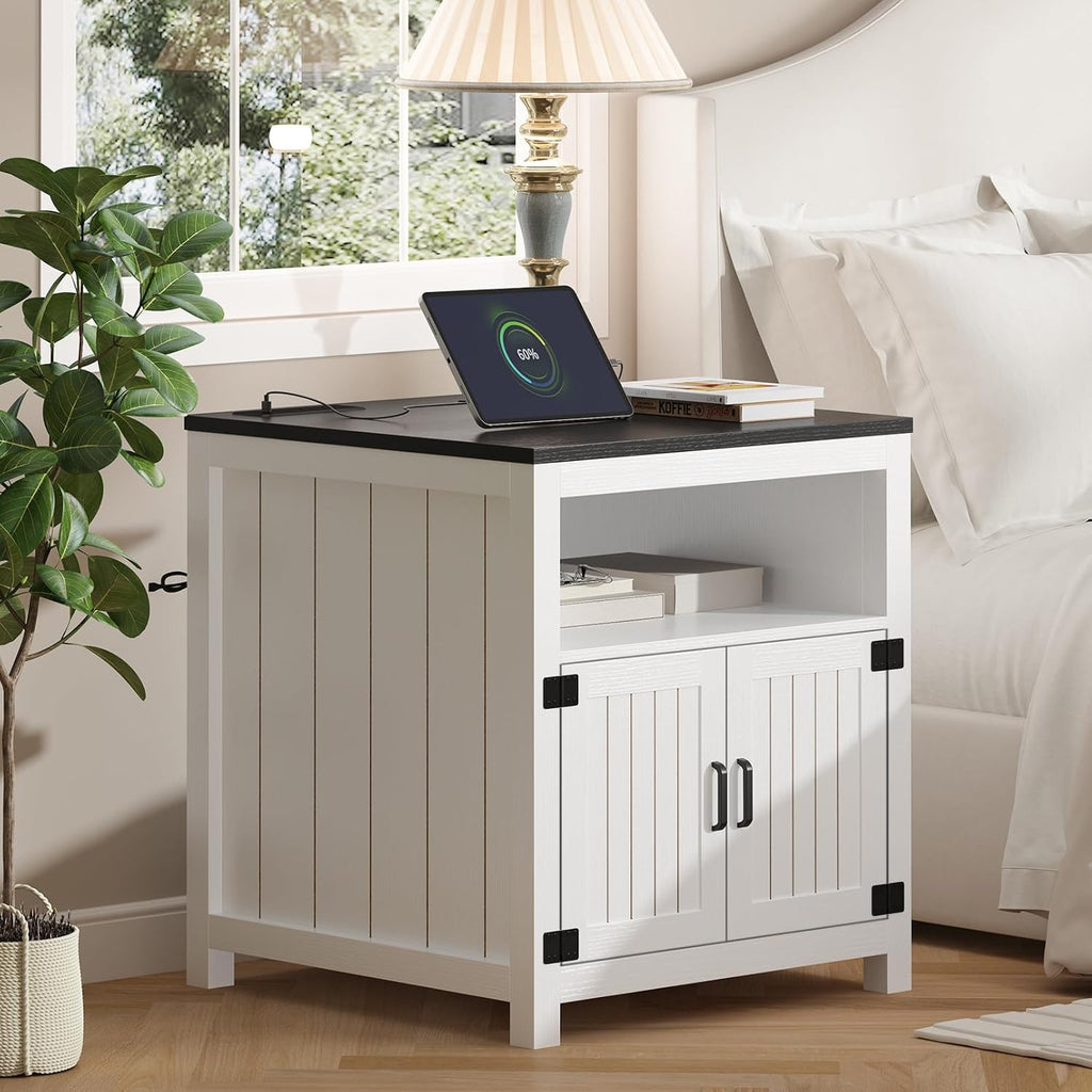 Vividwood 23.6" Farmhouse End Table - Barn Door Design with Charging Station