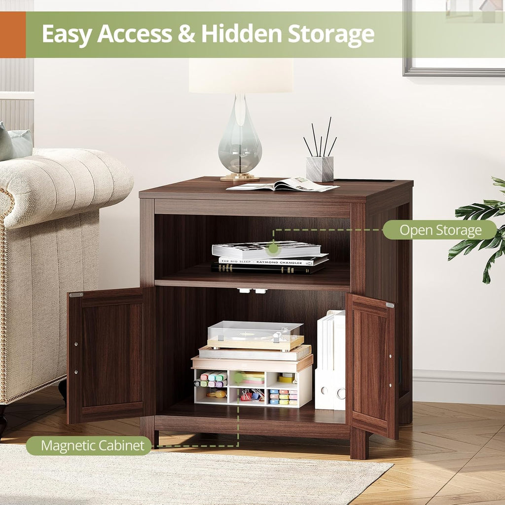 Vividwood Farmhouse End Table‌ - 23.6"W Side Table with Charging Station